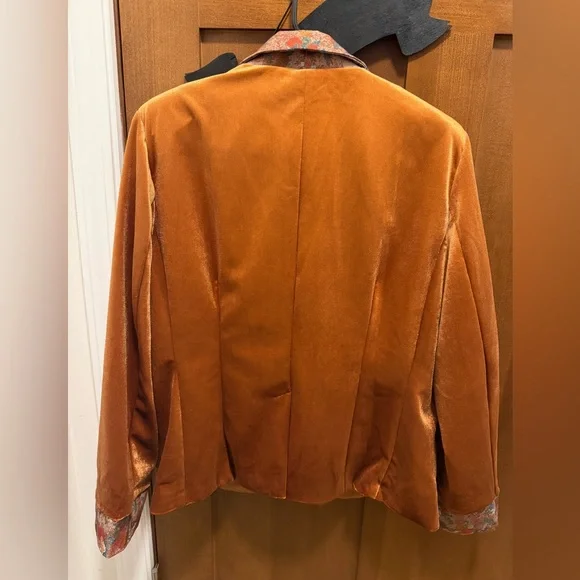 Source Unknown Burnt Orange Velvet Blazer with Floral Accents - Picture 2 of 2